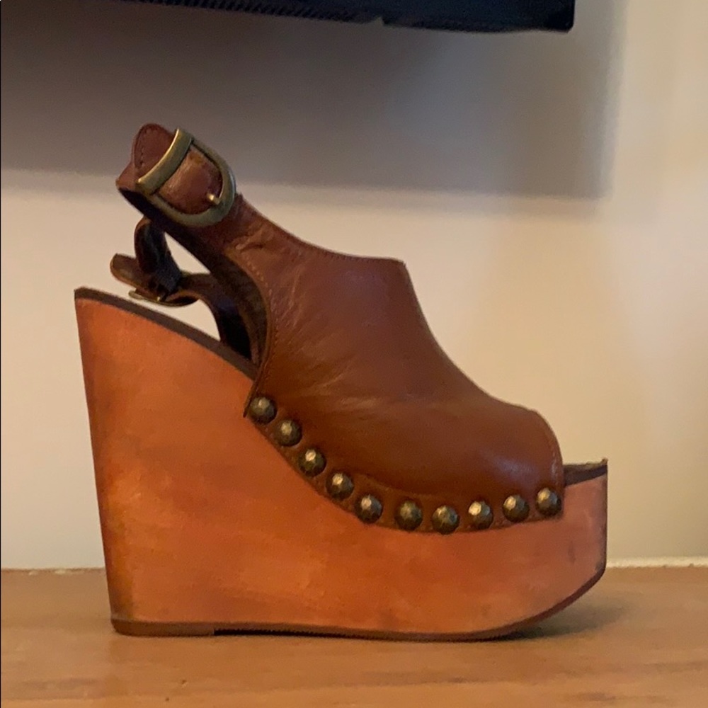Jeffery Campbell, Wood platform , leather wedges
